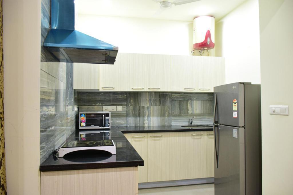 When In Gurgaon - Artemis Hospital 1 Min Walk, Fortis & Medanta 4 Mins Drive 外观 照片